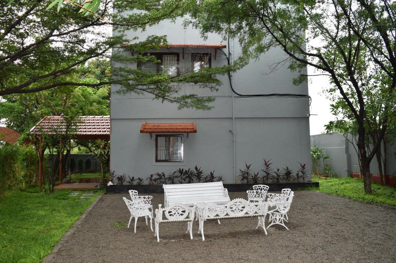 Brown Town Resort & Spa ไฮเดอราบัด ภายนอก รูปภาพ