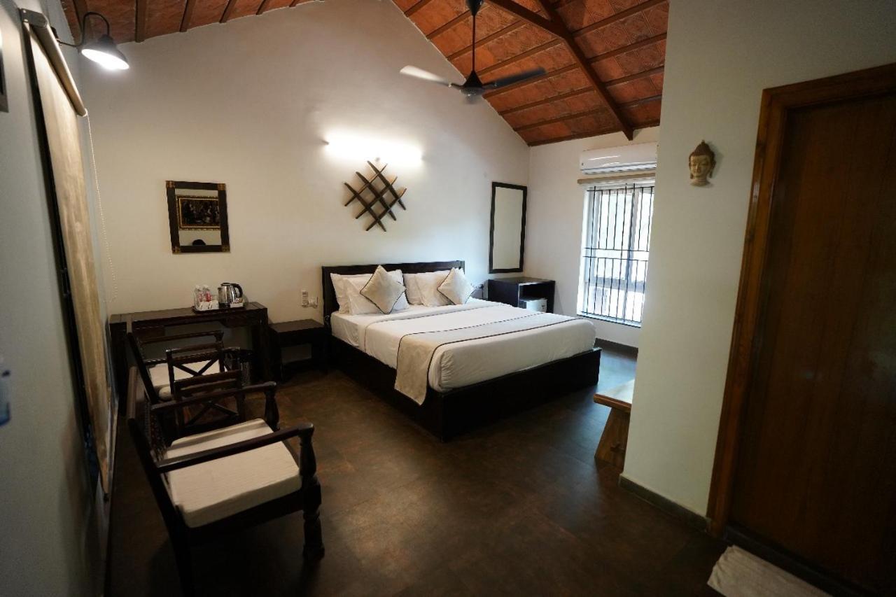 Brown Town Resort & Spa ไฮเดอราบัด ภายนอก รูปภาพ