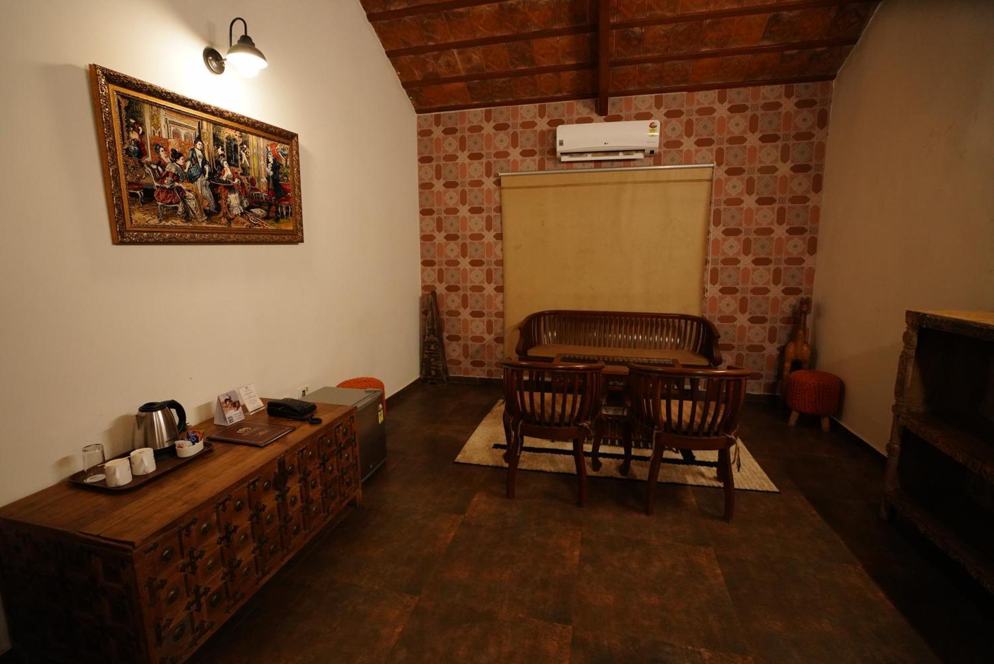 Brown Town Resort & Spa ไฮเดอราบัด ภายนอก รูปภาพ
